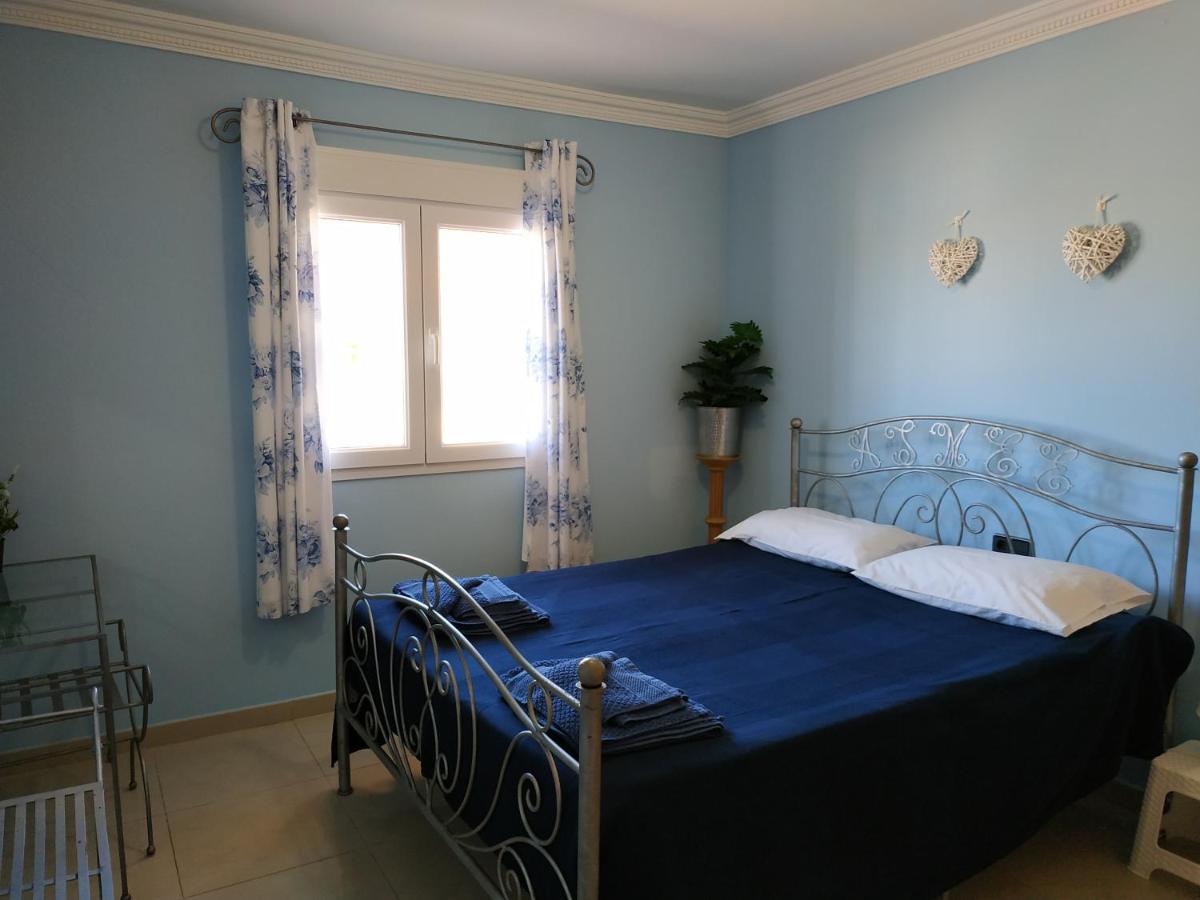 Villa Casa Del Sol 3 Bedroom Villa With Private Solar Covered 12M X 6M Pool Minimum Stay 7 Nights Chromecast And Wifi Throughout The Property Triquivijate Exteriér fotografie