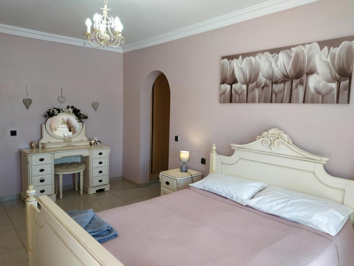 Villa Casa Del Sol 3 Bedroom Villa With Private Solar Covered 12M X 6M Pool Minimum Stay 7 Nights Chromecast And Wifi Throughout The Property Triquivijate Exteriér fotografie