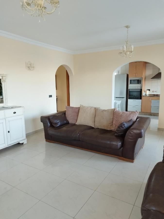 Villa Casa Del Sol 3 Bedroom Villa With Private Solar Covered 12M X 6M Pool Minimum Stay 7 Nights Chromecast And Wifi Throughout The Property Triquivijate Exteriér fotografie