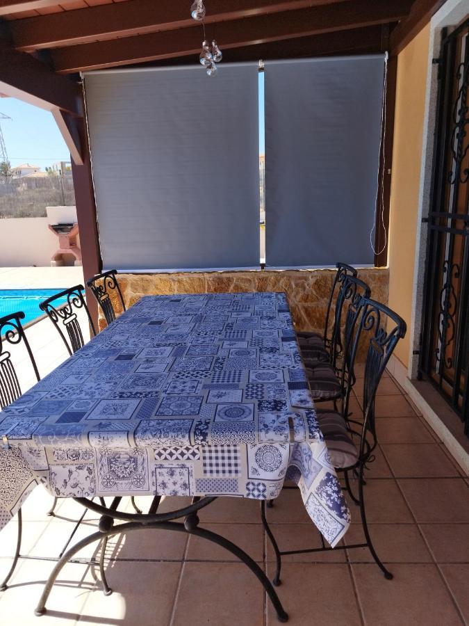 Villa Casa Del Sol 3 Bedroom Villa With Private Solar Covered 12M X 6M Pool Minimum Stay 7 Nights Chromecast And Wifi Throughout The Property Triquivijate Exteriér fotografie