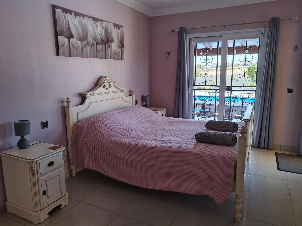 Villa Casa Del Sol 3 Bedroom Villa With Private Solar Covered 12M X 6M Pool Minimum Stay 7 Nights Chromecast And Wifi Throughout The Property Triquivijate Exteriér fotografie