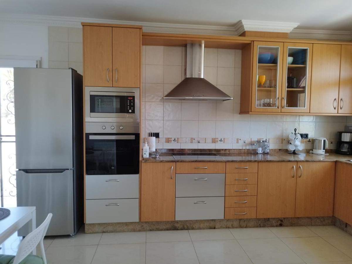 Villa Casa Del Sol 3 Bedroom Villa With Private Solar Covered 12M X 6M Pool Minimum Stay 7 Nights Chromecast And Wifi Throughout The Property Triquivijate Exteriér fotografie