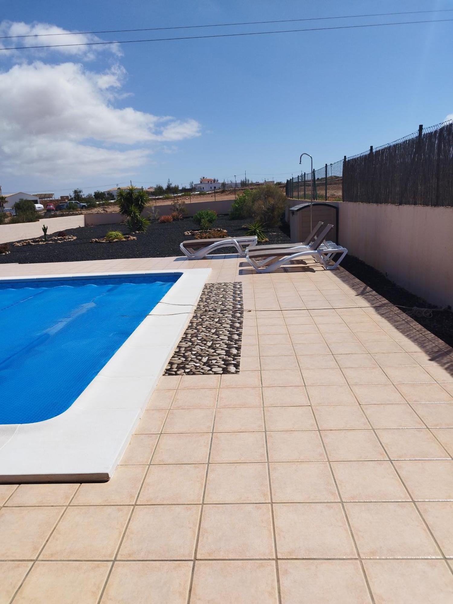 Villa Casa Del Sol 3 Bedroom Villa With Private Solar Covered 12M X 6M Pool Minimum Stay 7 Nights Chromecast And Wifi Throughout The Property Triquivijate Exteriér fotografie