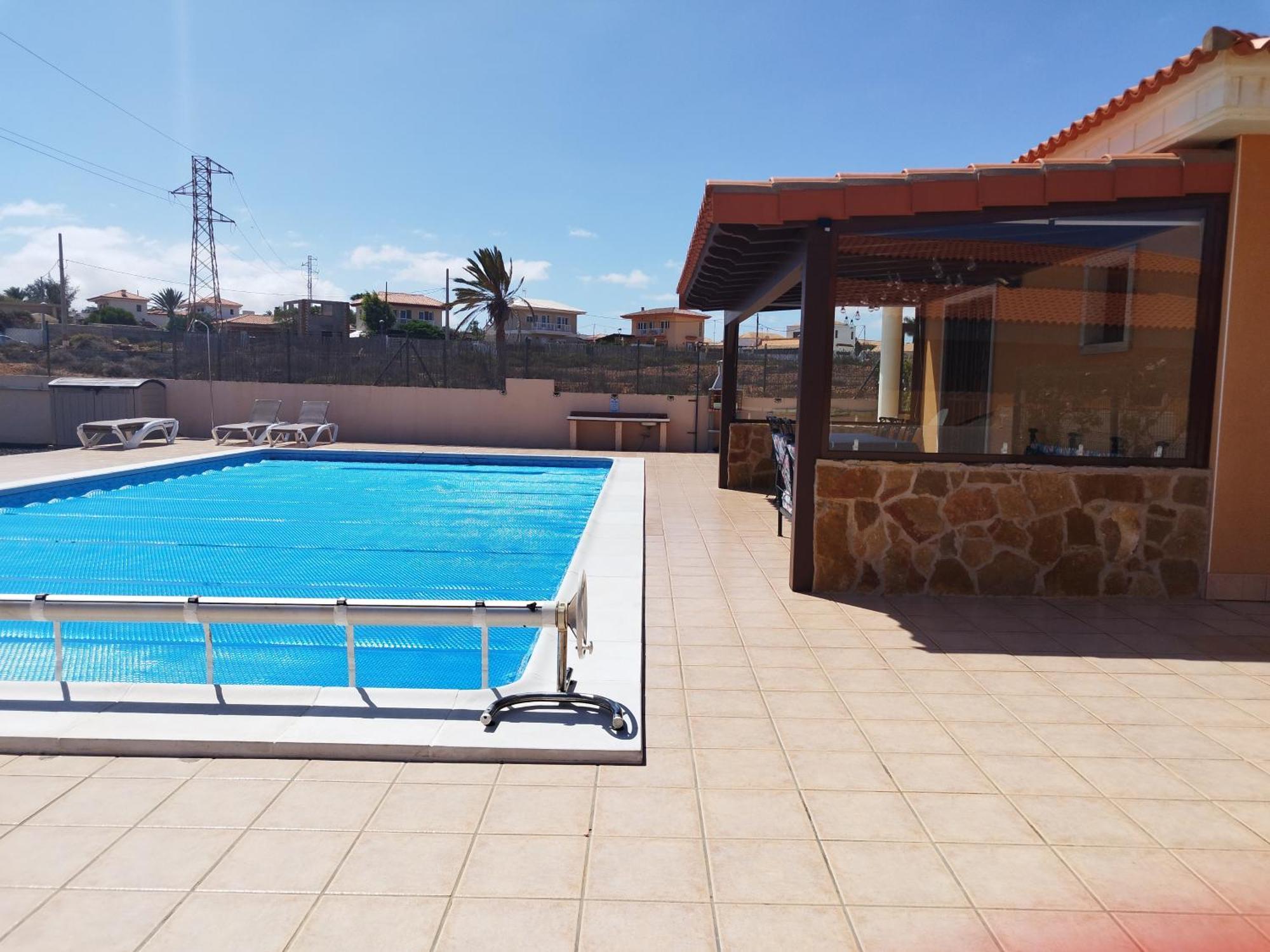Villa Casa Del Sol 3 Bedroom Villa With Private Solar Covered 12M X 6M Pool Minimum Stay 7 Nights Chromecast And Wifi Throughout The Property Triquivijate Exteriér fotografie